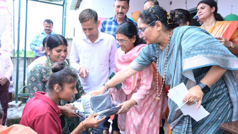 विधानसभा अध्यक्ष ने दिव्यांग बच्चो के साथ मनाया प्रधानमंत्री मोदी का जन्मदिवस।