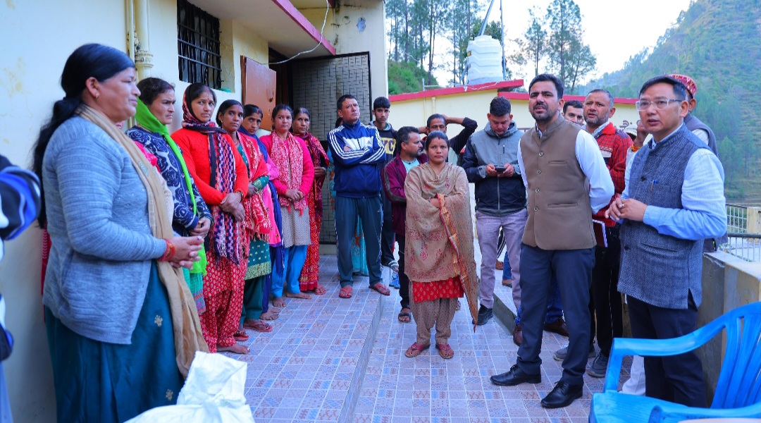 प्रशासन को इनके साथ क्यों मनानी पड़ी दीवाली,जानने के लिए पढ़े पूरी खबर।
